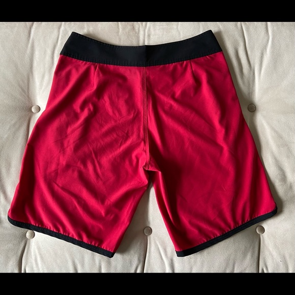 Via Privé short Size:S (waist 30-31), Inseam: 9.25 - Picture 2 of 8